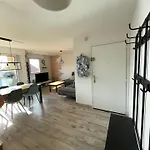 Bright Duplex- Terrace-brison-saint-innocent Apartment Brison-Saint-Innocent