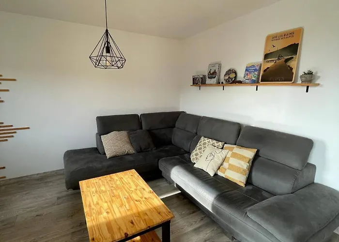 شقة Bright Duplex- Terrace-brison-saint-innocent *
