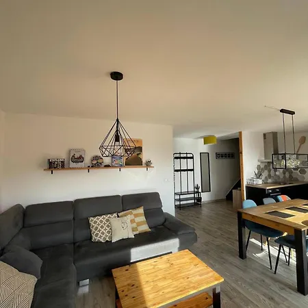 Bright Duplex- Terrace-brison-saint-innocent Appartement *
