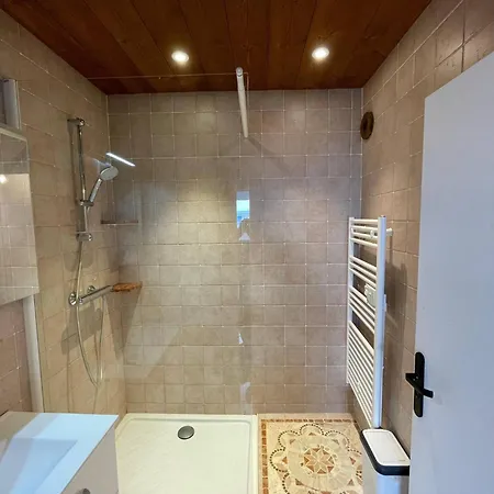 Bright Duplex- Terrace-brison-saint-innocent